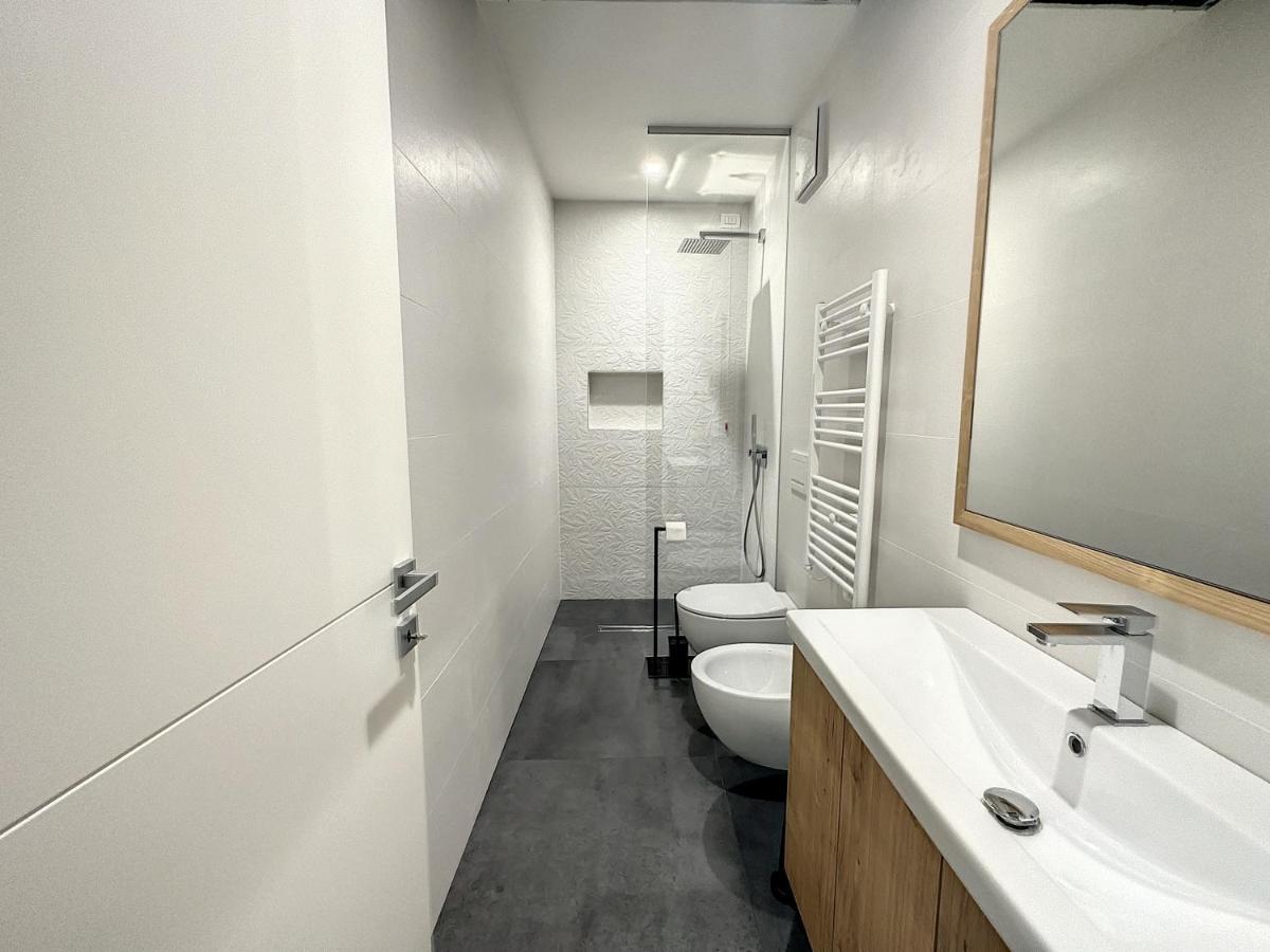 Ad Suite Apartment Riva del Garda Exterior photo