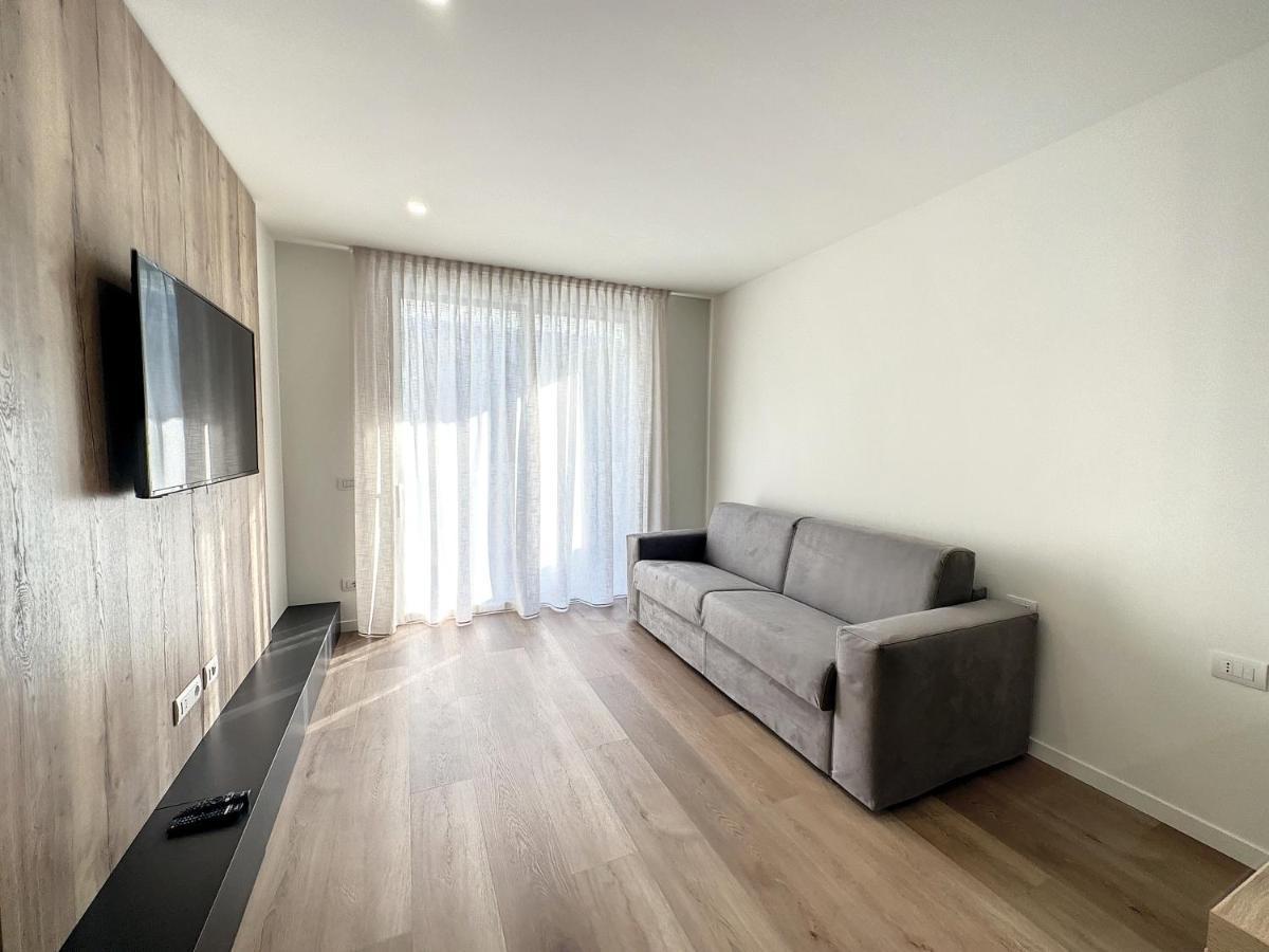 Ad Suite Apartment Riva del Garda Exterior photo